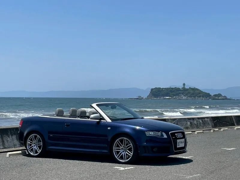 アウディ RS4 カブリオレ